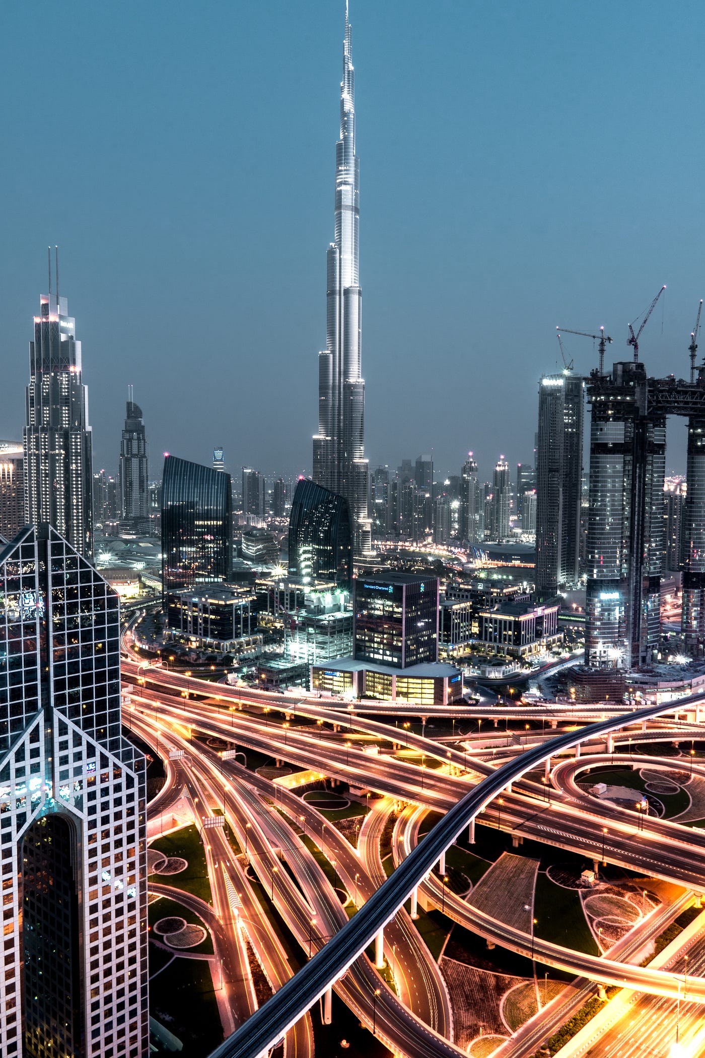 Watch two guys soar over Dubai with jetpacks (it's better than Hollywood) -  CNET