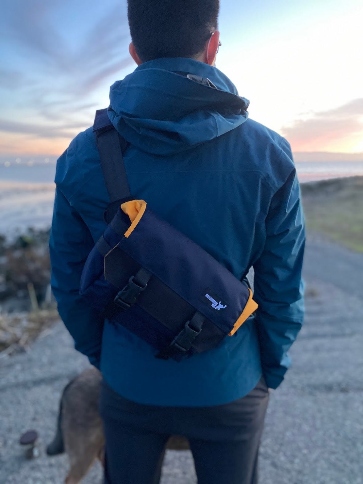 How To Wear A Messenger Bag? Stylish Tips for Every Occasion