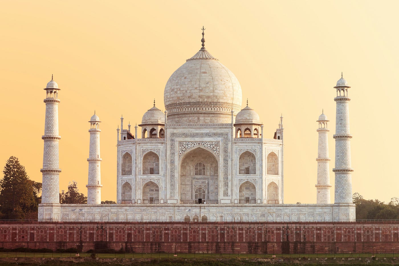 First Trip to Taj Mahal 2024 — How to Plan? | by Aditi Sharma | Medium