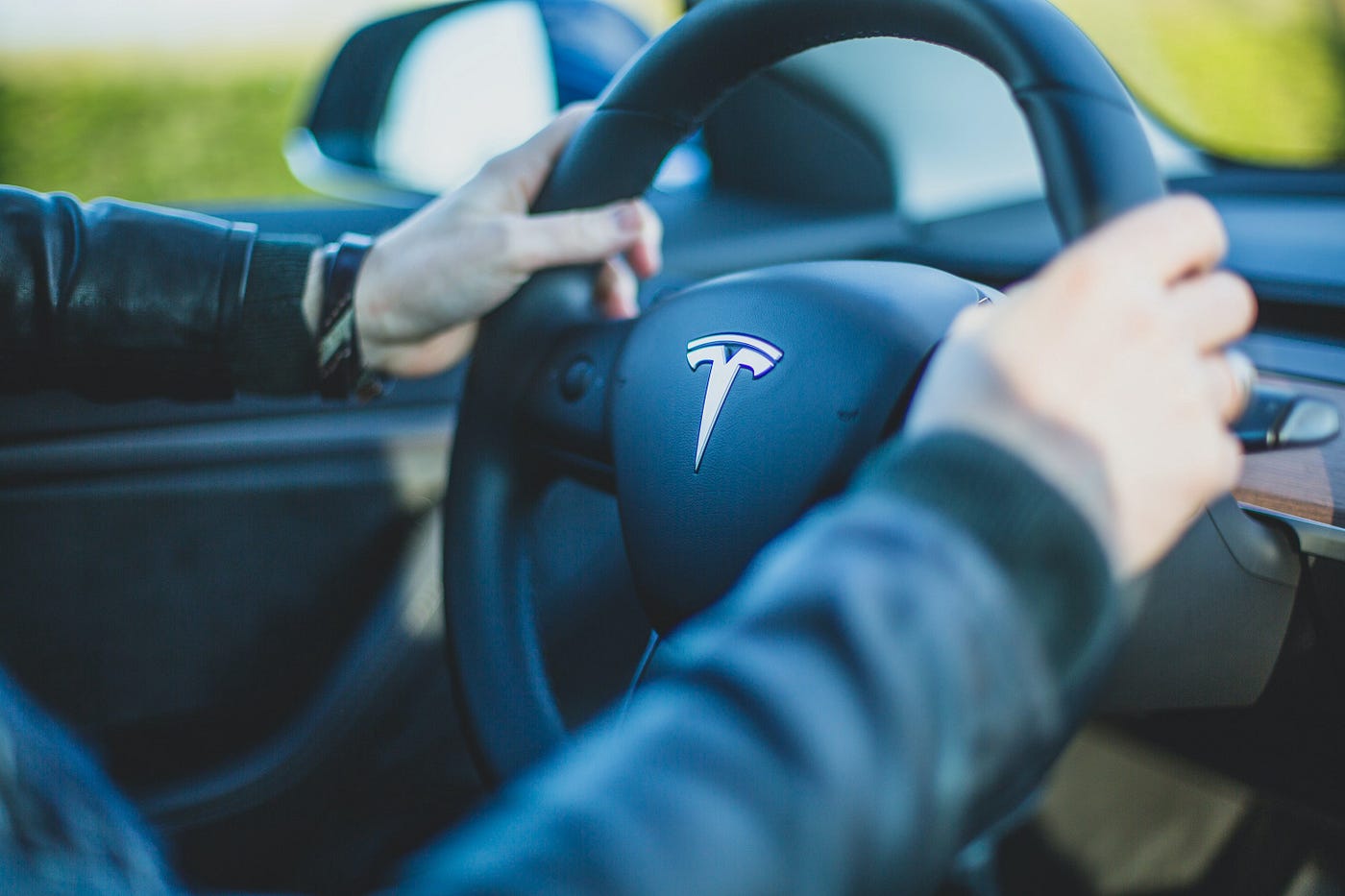 Tesla roadster 2020 steering wheel deals