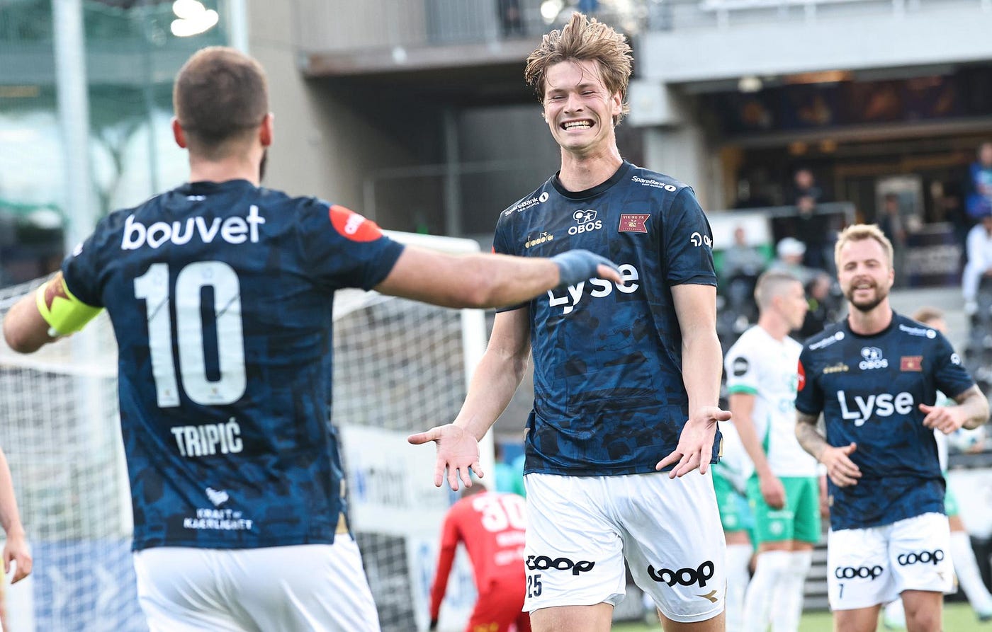 HamKam 2–5 Viking FK — An English Review | by Jack Goodwin | Medium