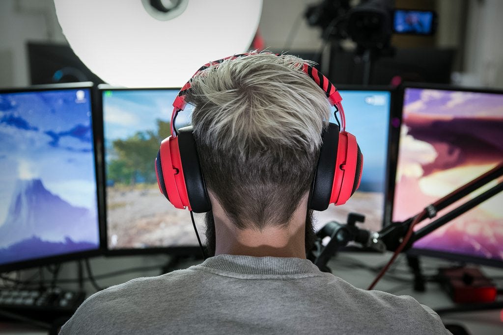 Pewdiepie's Razer Headset | An Influencer Marketing Analysis | by  Trendjackers | Medium