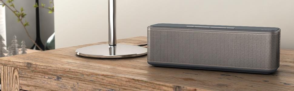 Product Review: Aukey Bluetooth Speaker, by Alice Bonasio