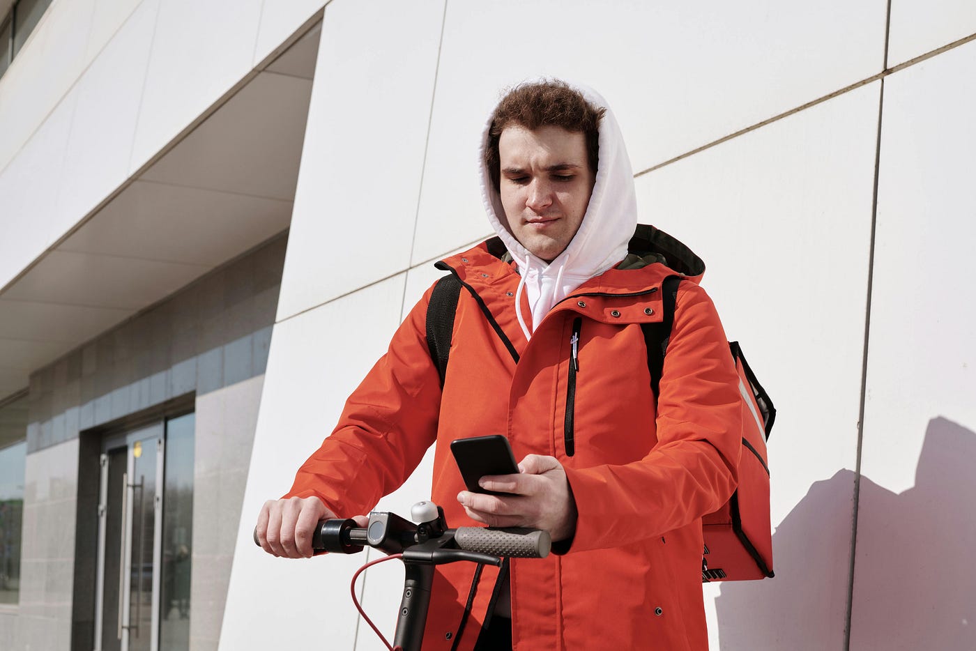 Arwibon 5600W E-Scooter: Perfect For Long Rides