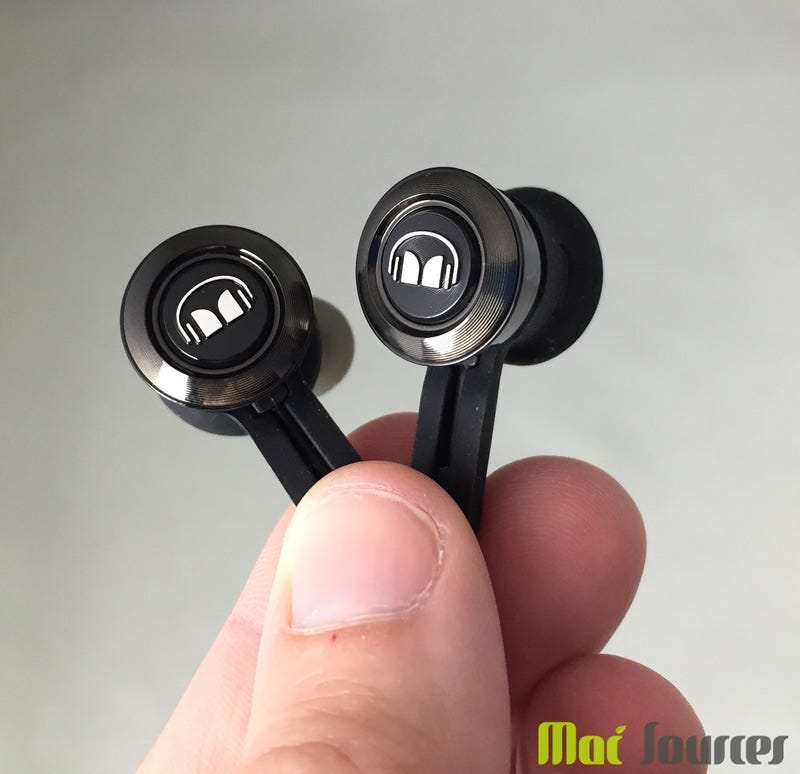 Monster ClarityHD Wireless Earbuds Review | by MacSources | Medium