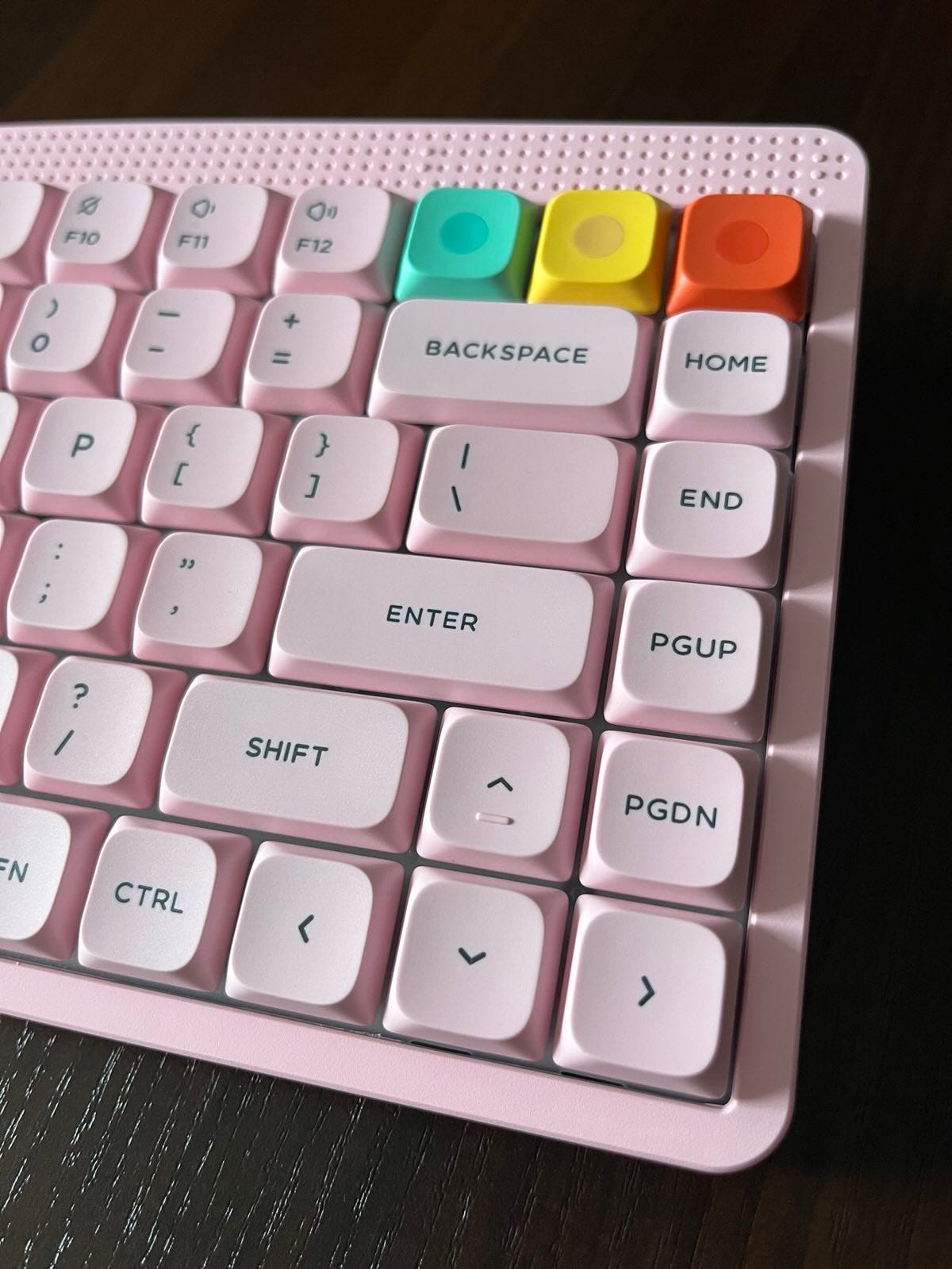 Nuphy Node75 Low Profile Review — mechanical board with SOCD