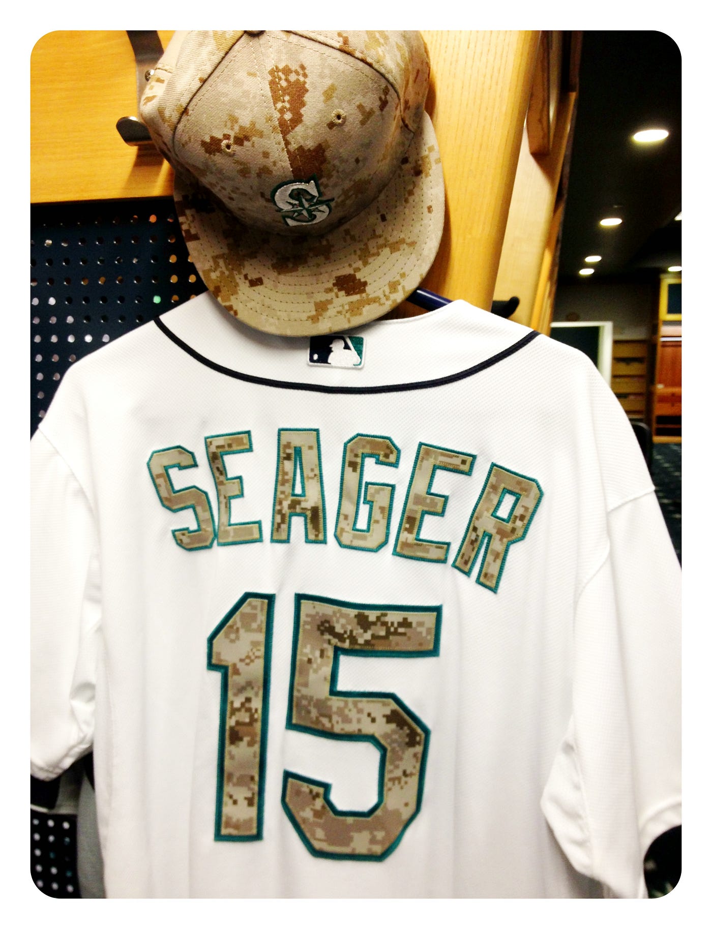 Mariners and MLB Honor Veterans on Memorial Day | by Mariners PR | From the  Corner of Edgar & Dave