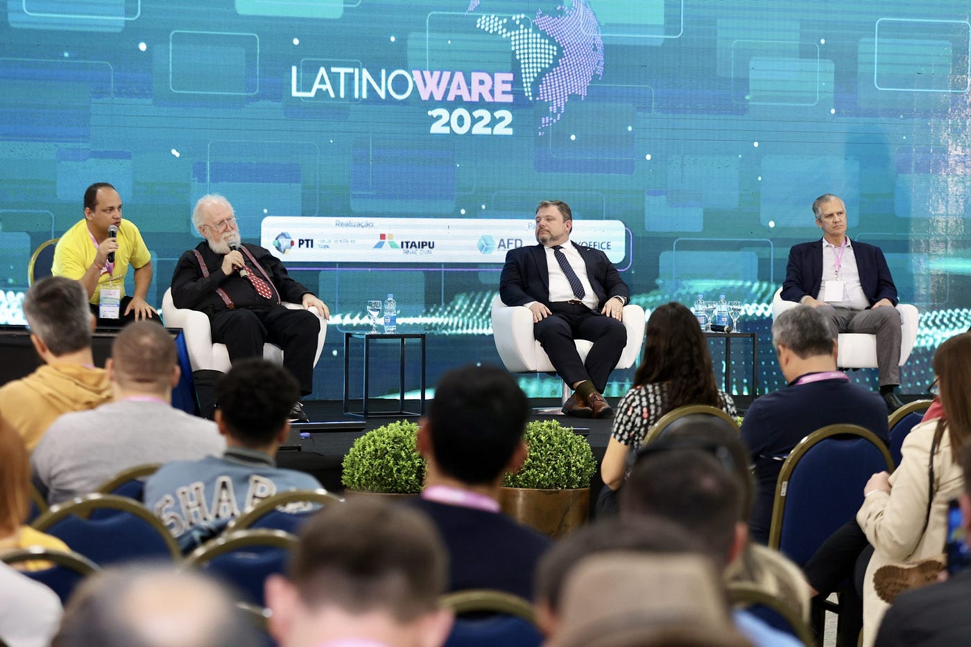 Começa mais a 19ª edição  do Congresso Latino-Americano de Software Livre e Tecnologias Abertas