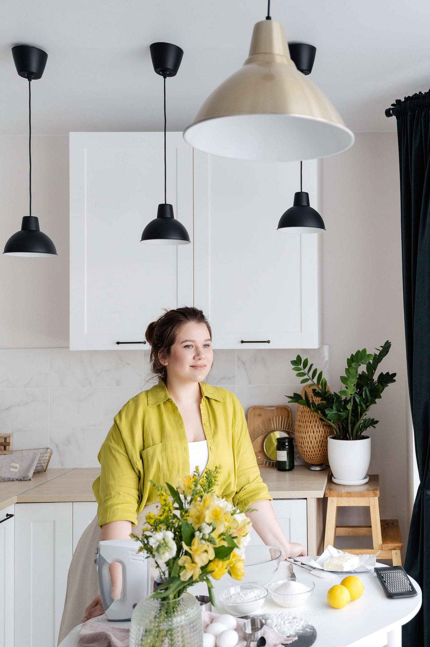 12 Best Drew Barrymore Kitchen Appliances to boost your kitchen work  efficiency, by Sachidaandanand