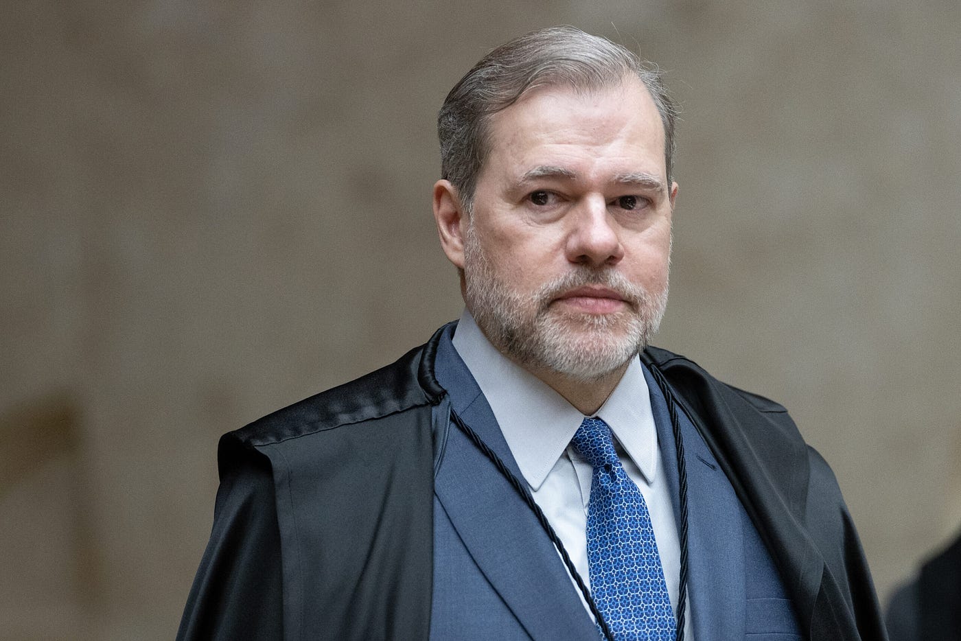 Esperança Jurídica e o Teste da Confiança Pública