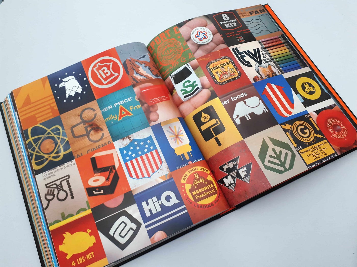 Draplin Design Co. Pretty Much Everything by Aaron James