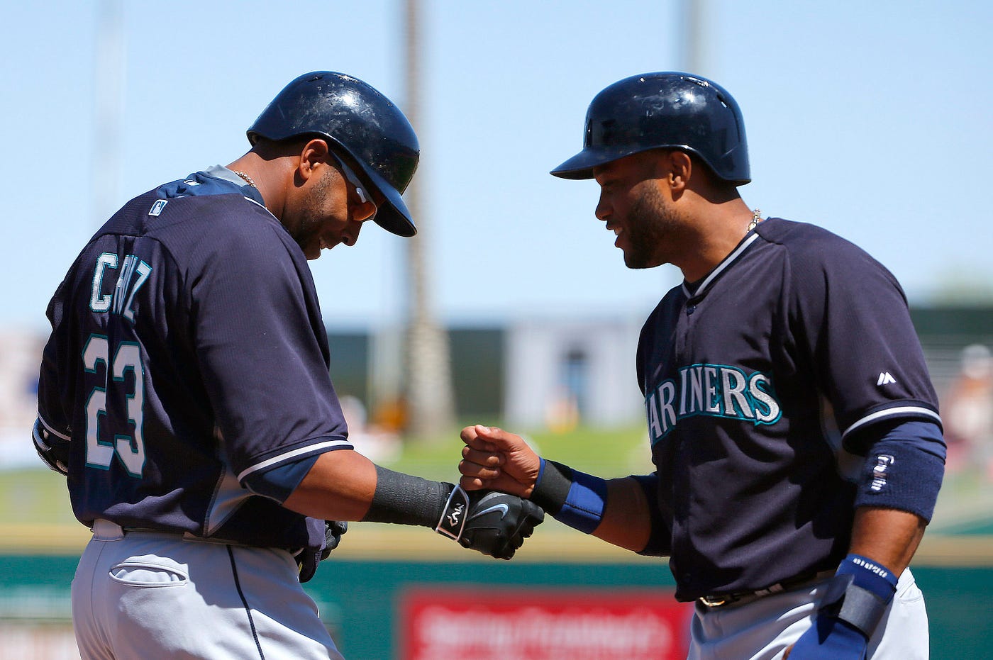 Dustin Ackley and the Mariners get off to a smiling start