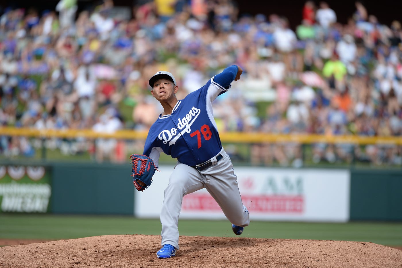 Julio Urias to receive plastic surgery on left eye; will be out