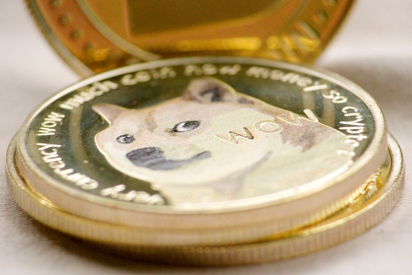 Is the Crypto-Crash 2008 all over again? | by Bob Dumont | Medium