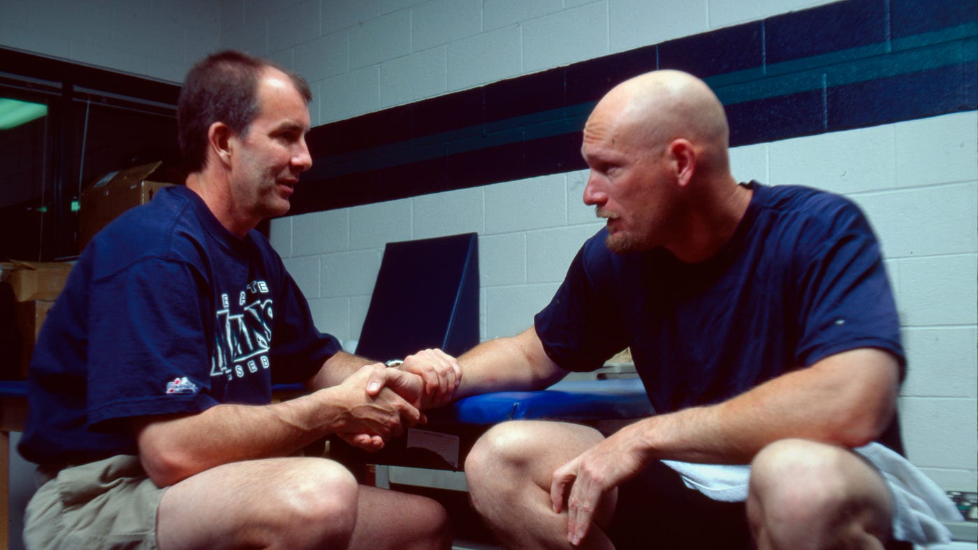 Mariners thank Trainer Emeritus Rick Griffin for 38 years of service, by  Mariners PR