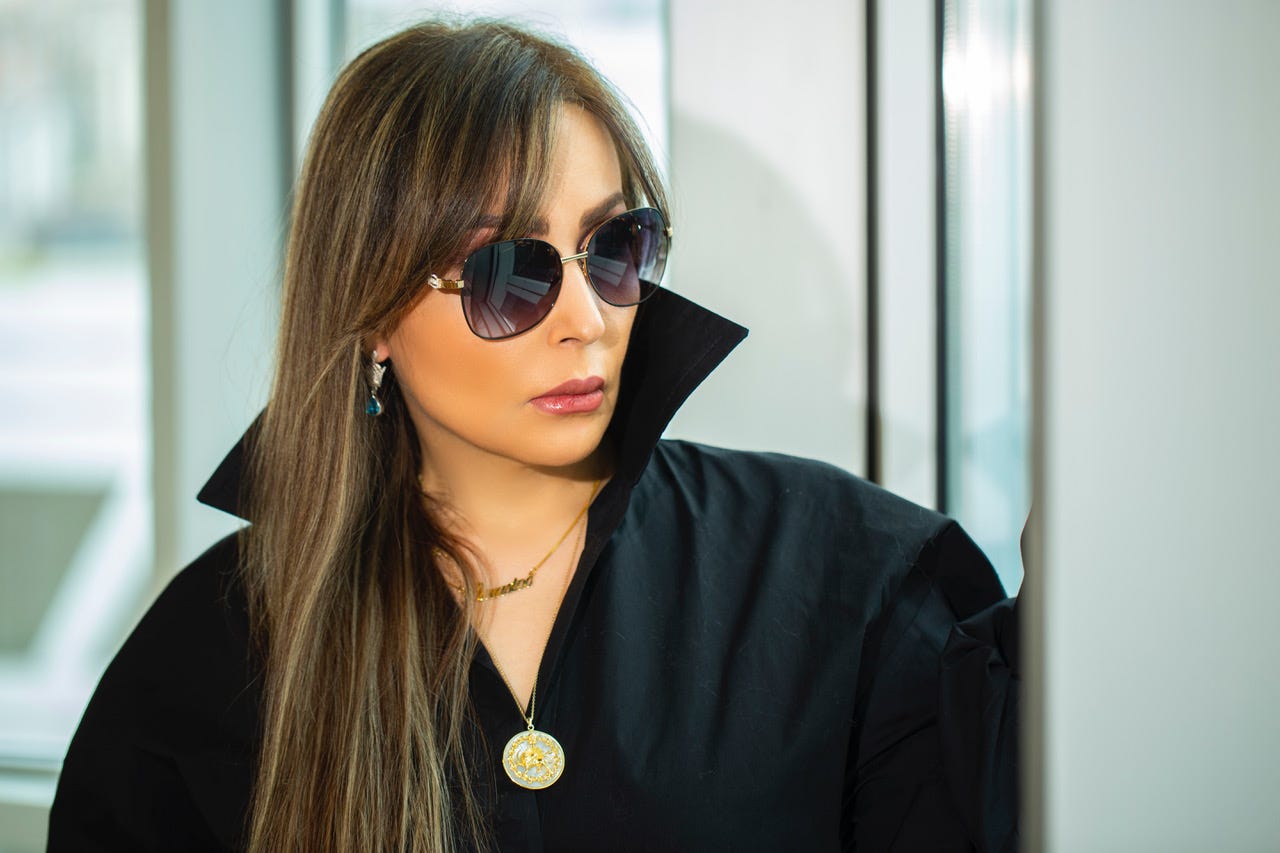 پورن پرستو صالحی