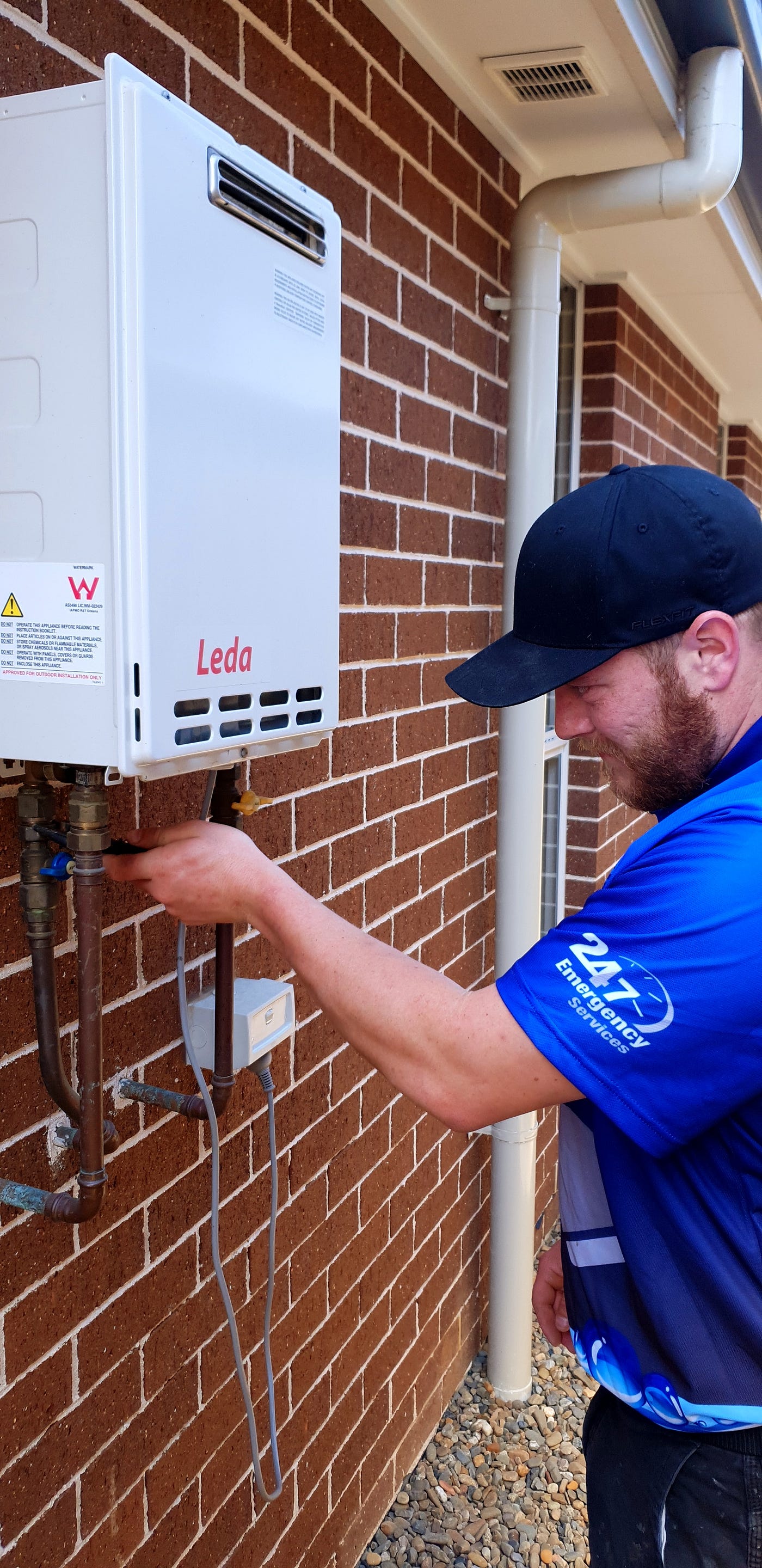 No Hot Water or Leaking Tank? When Replacement May Be the Better Option