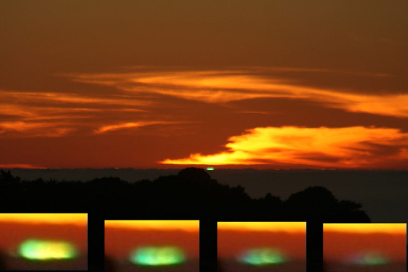 Throwback Thursday: The Green Flash | by Ethan Siegel | Starts With A Bang!  | Medium
