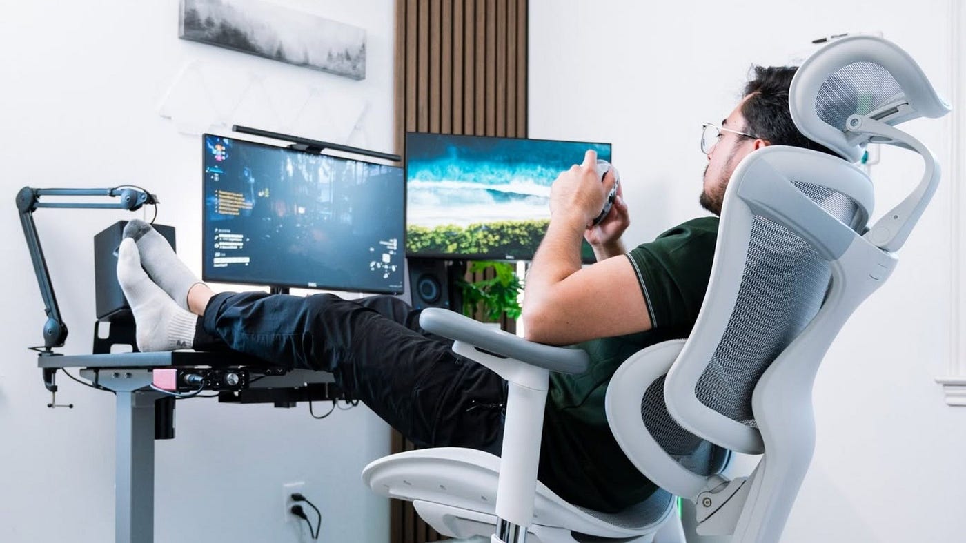 Why a Headrest Only Earns Its Place When You Recline