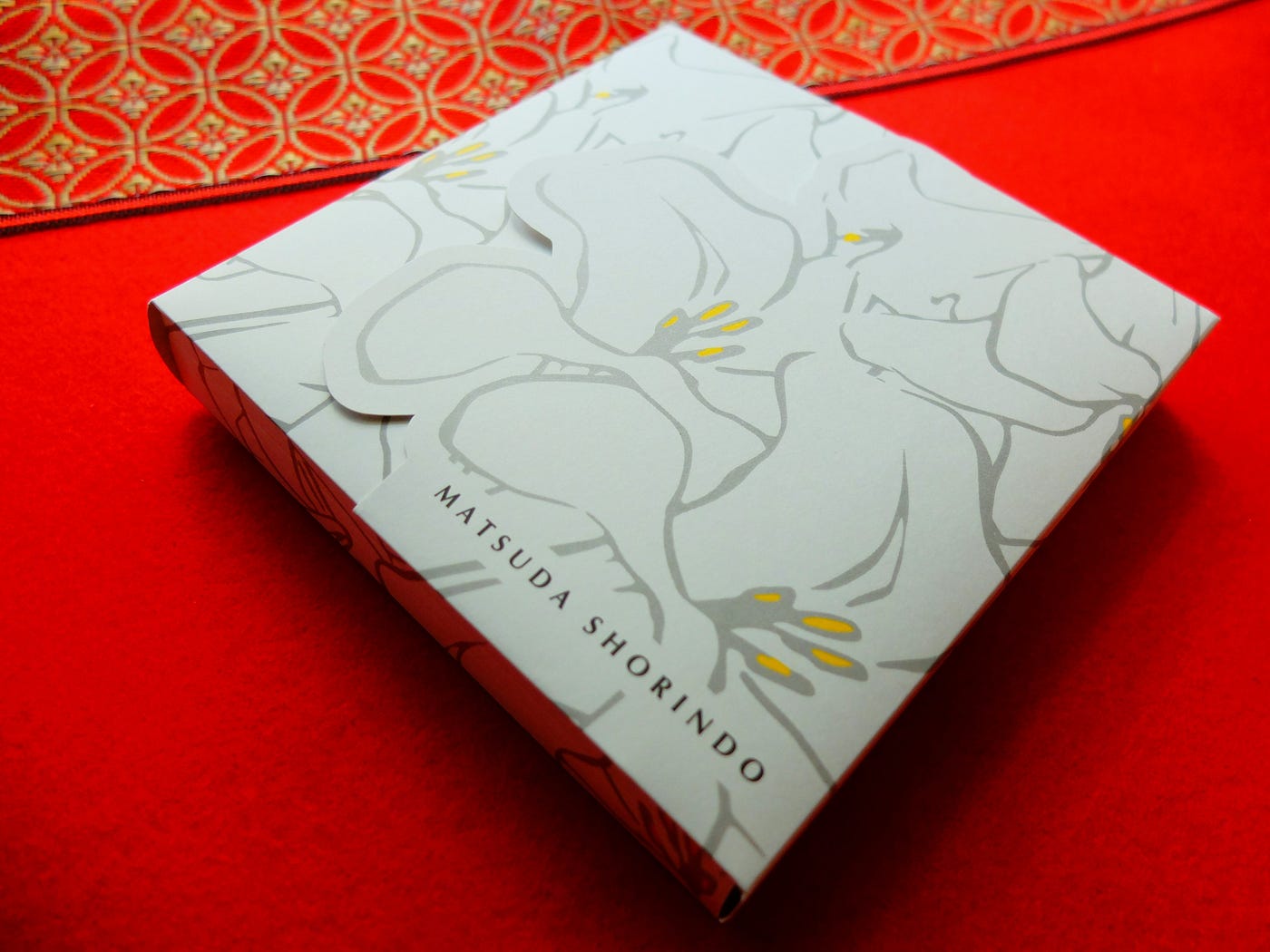 Ivory Grace: The Century-Old Sweet Akegarasu from Iwate