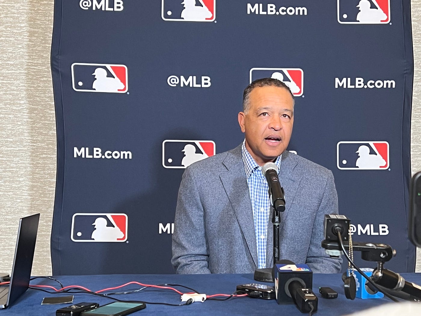 Manager masterclass: Dave Roberts' stamp is all over 2023 NL West  championship team, by Cary Osborne, Sep, 2023