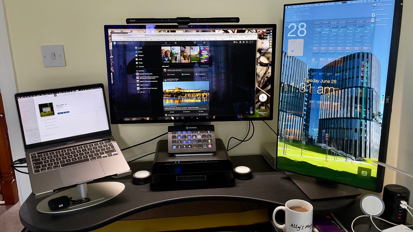 Mac Studio & Studio Display UNBOXING and SETUP! 