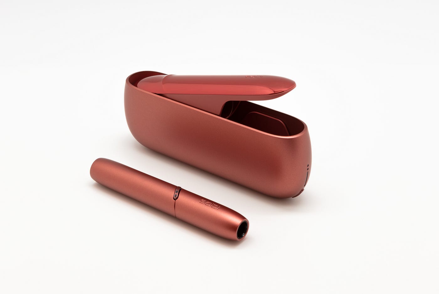 The iQOS 3 Duo Model By Aphis Marta — Own work, CC BY-SA 4.0, https://commons.wikimedia.org/w/index.php?curid=113026686