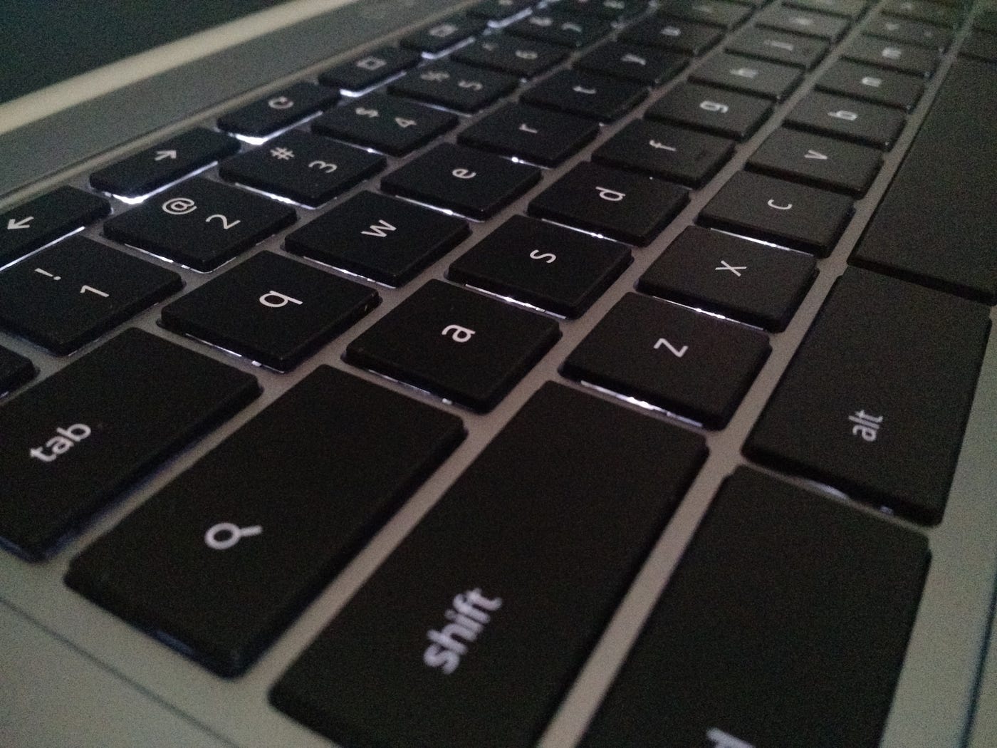 How to enable physical keyboard auto correction on your Chromebook How to enable physical keyboard auto correction on your Chromebook