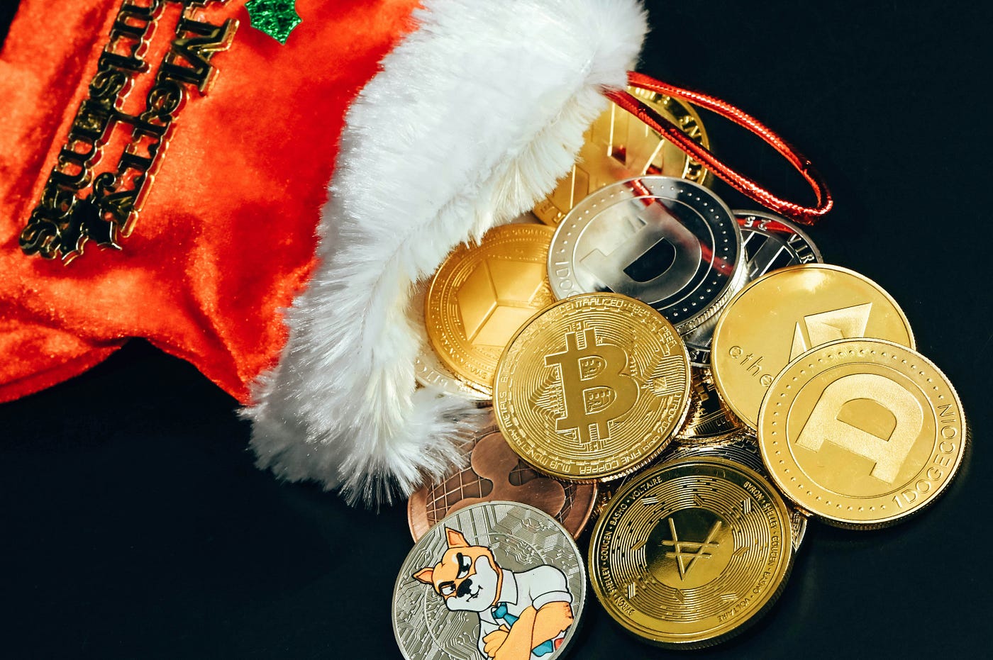 Your Best Bitcoin Gag Gifts — 4 Picks This Holiday Season | by RJ | Medium