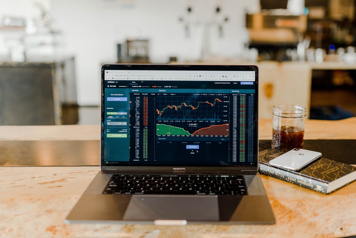 StormGain has launched free cryptocurrency trading signals | by StormGain |  StormGain_crypto | Medium