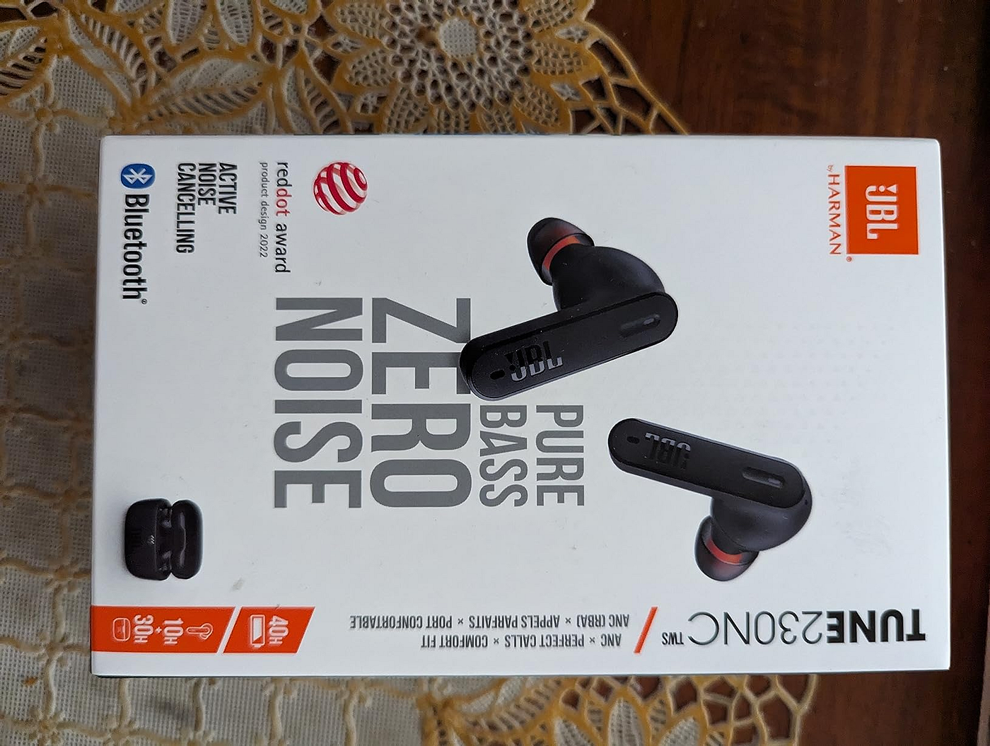 JBL Tune 230NC Noise-Canceling True Wireless In-Ear Headphones -White
