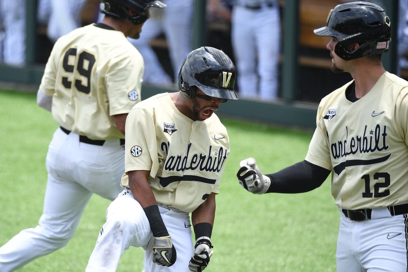 Vanderbilt Baseball Debuts Wearable Device That Signals The Incoming Pitch, by FUTRSPRT