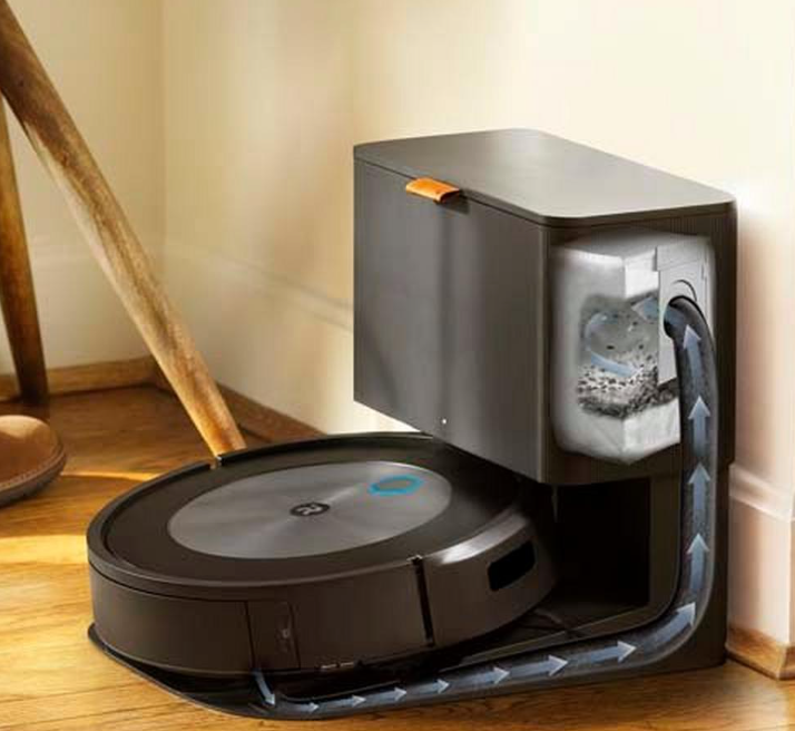 iRobot Roomba j7+ Robot Vacuum Cleaner Review: Picks Up After Itself