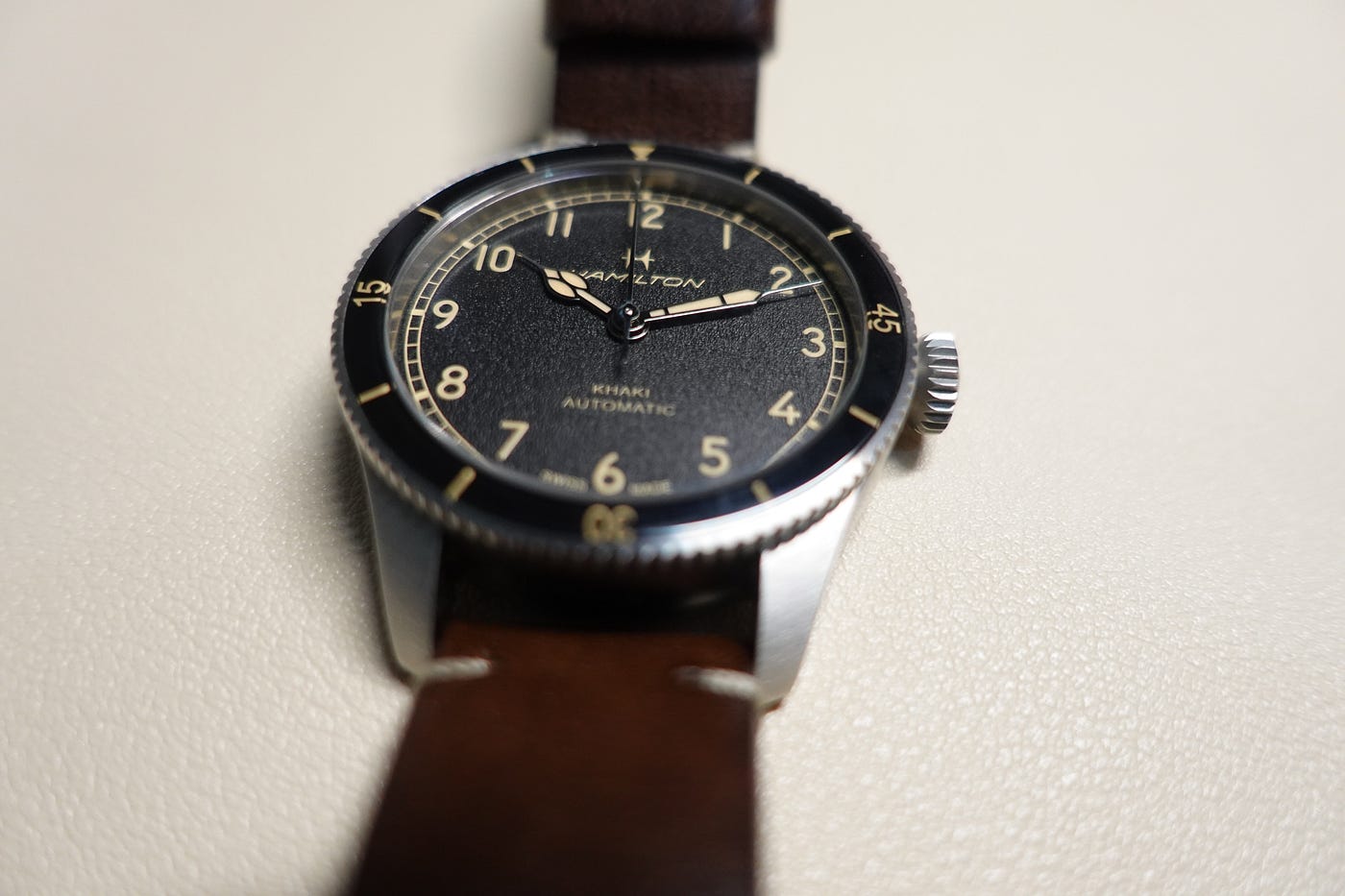 Soaring Through Time: The Hamilton Khaki Aviation Pilot Pioneer