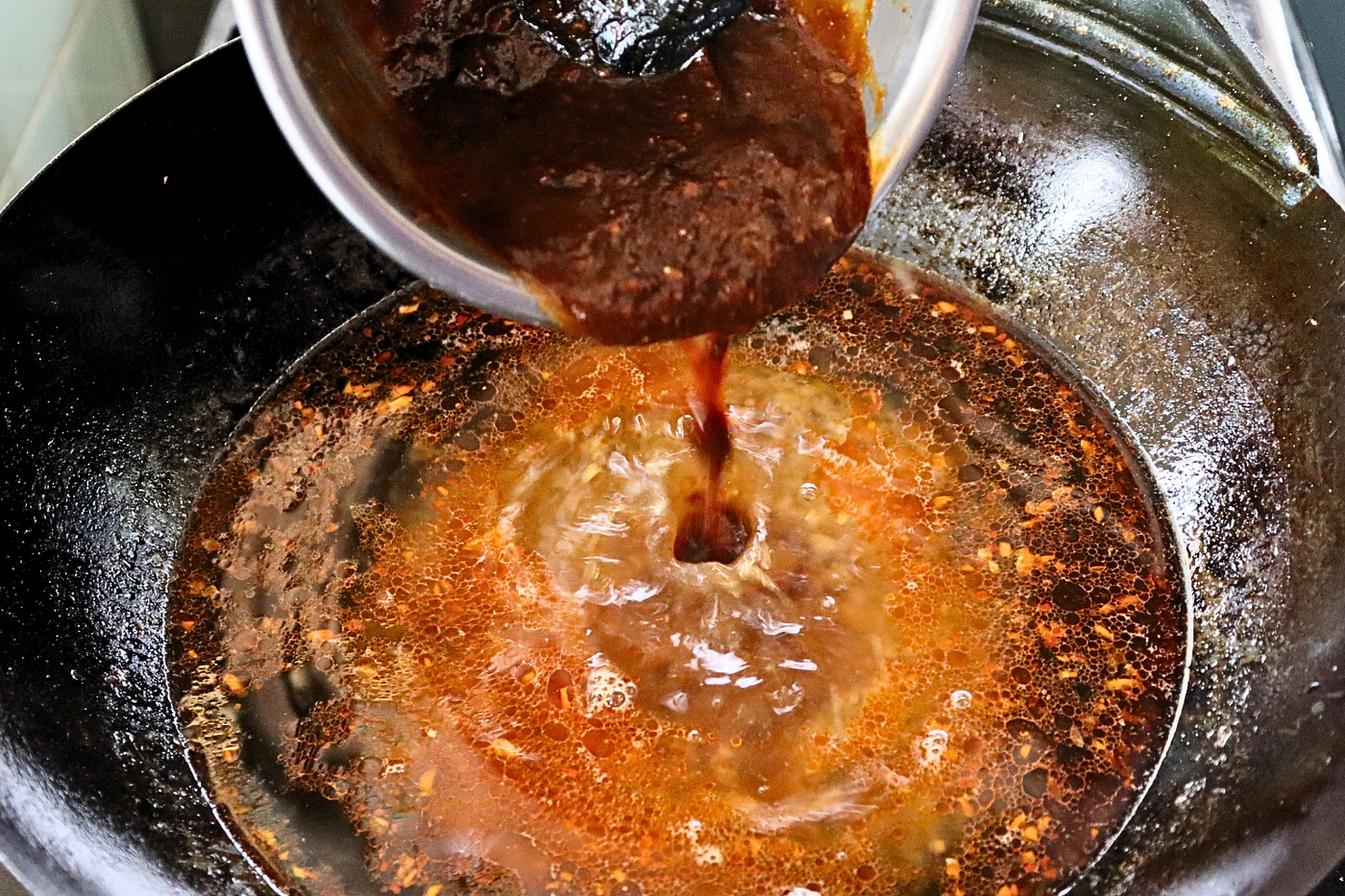 The moment I stirred in the miso, the broth finally began to smell like miso ramen.