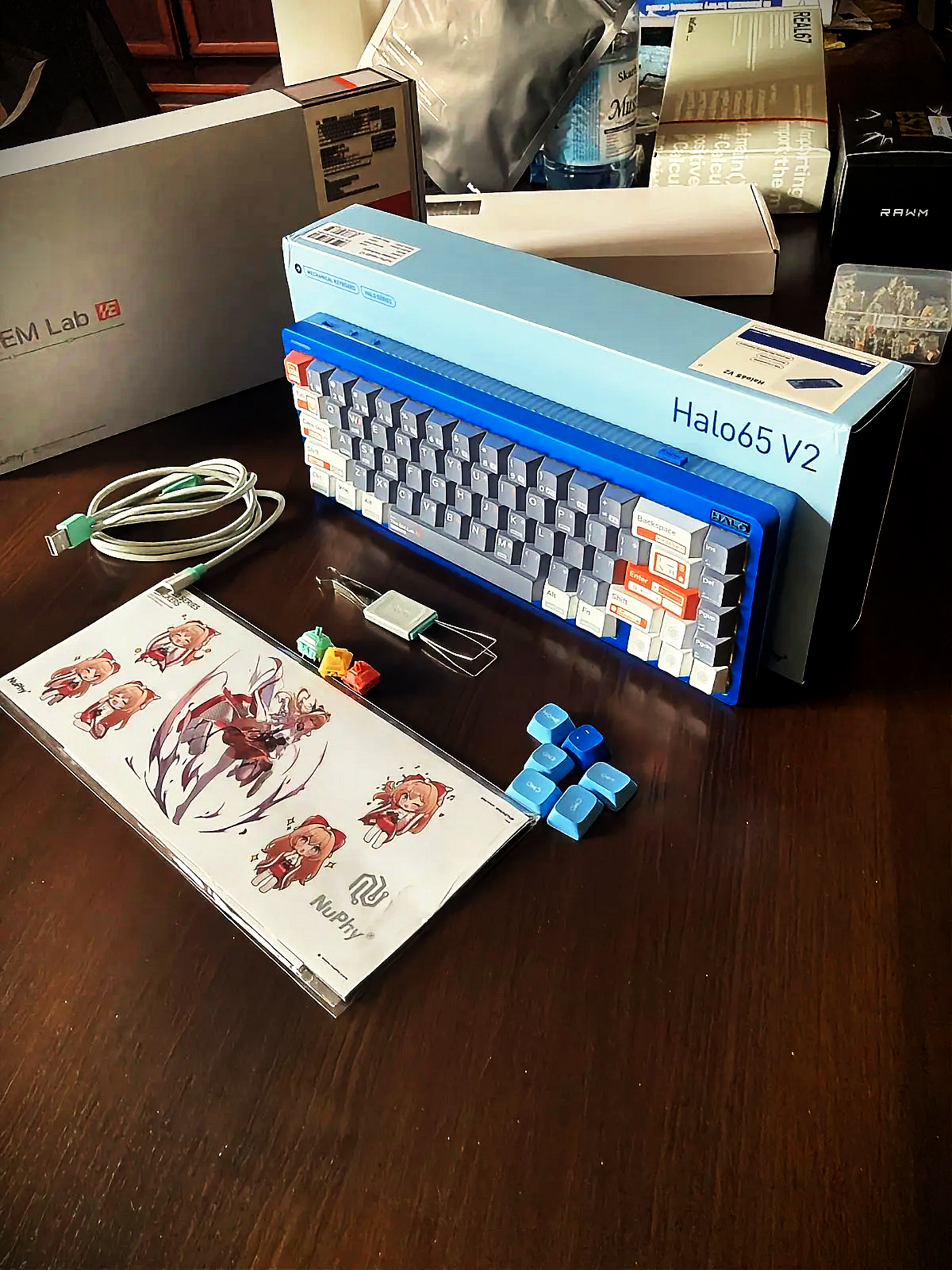 Halo? Is it the keeb you're looking for…?” — Nuphy's Halo65 v2