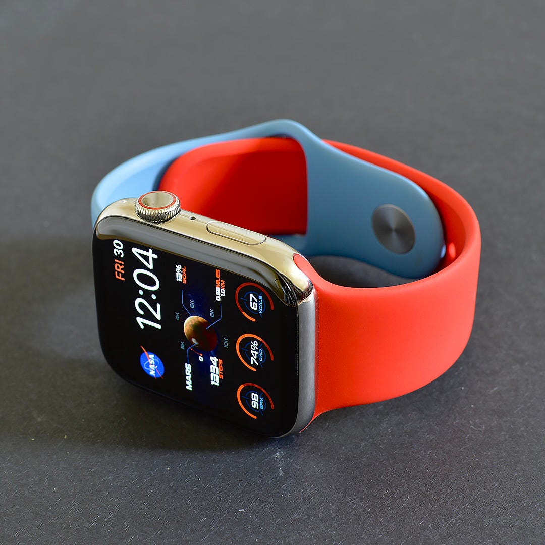HOW TO MAKE YOUR APPLE WATCH LOOK LUXURIOUS FOR