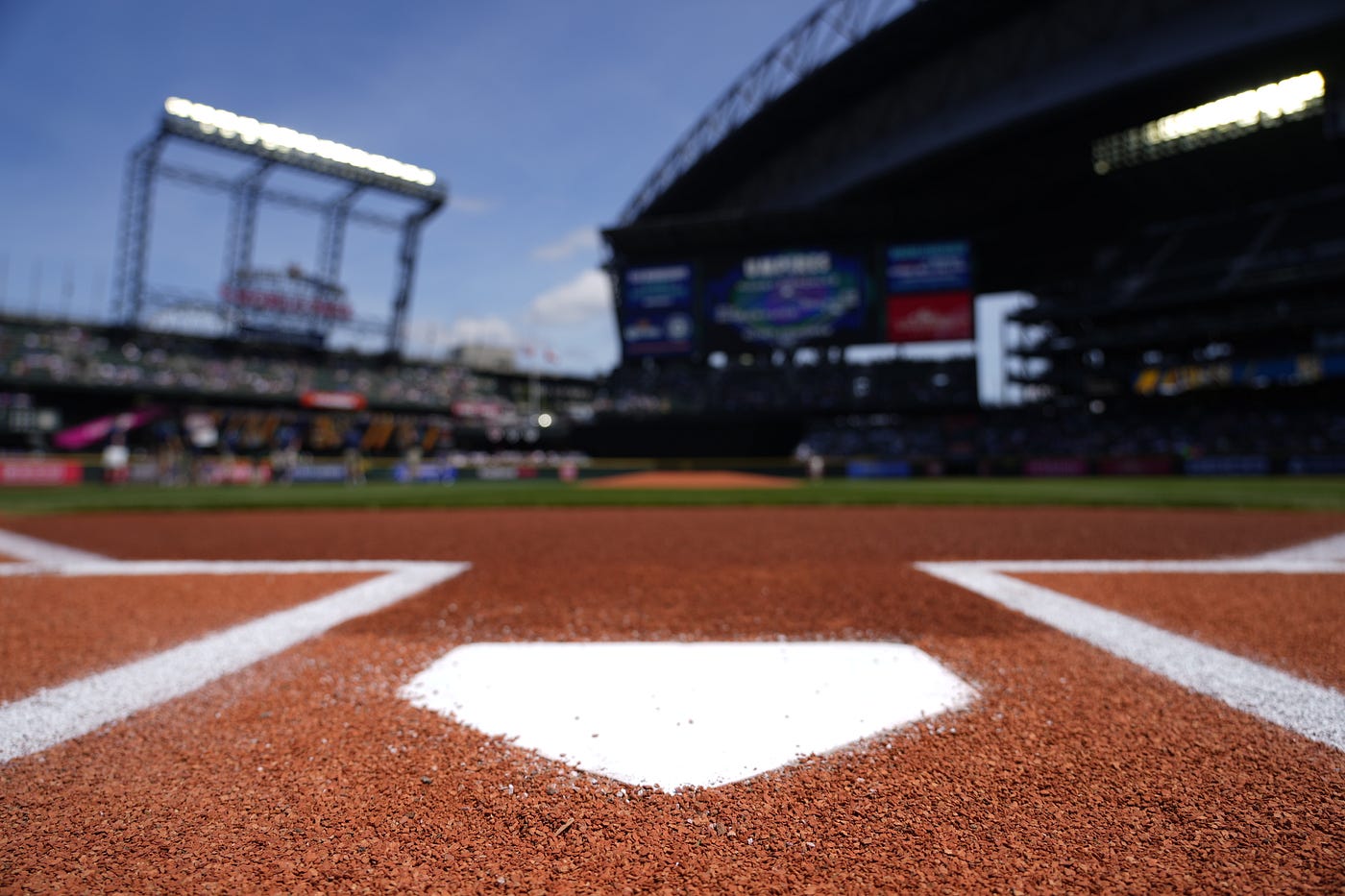 Mariners' 2023 Opening Day roster finalized