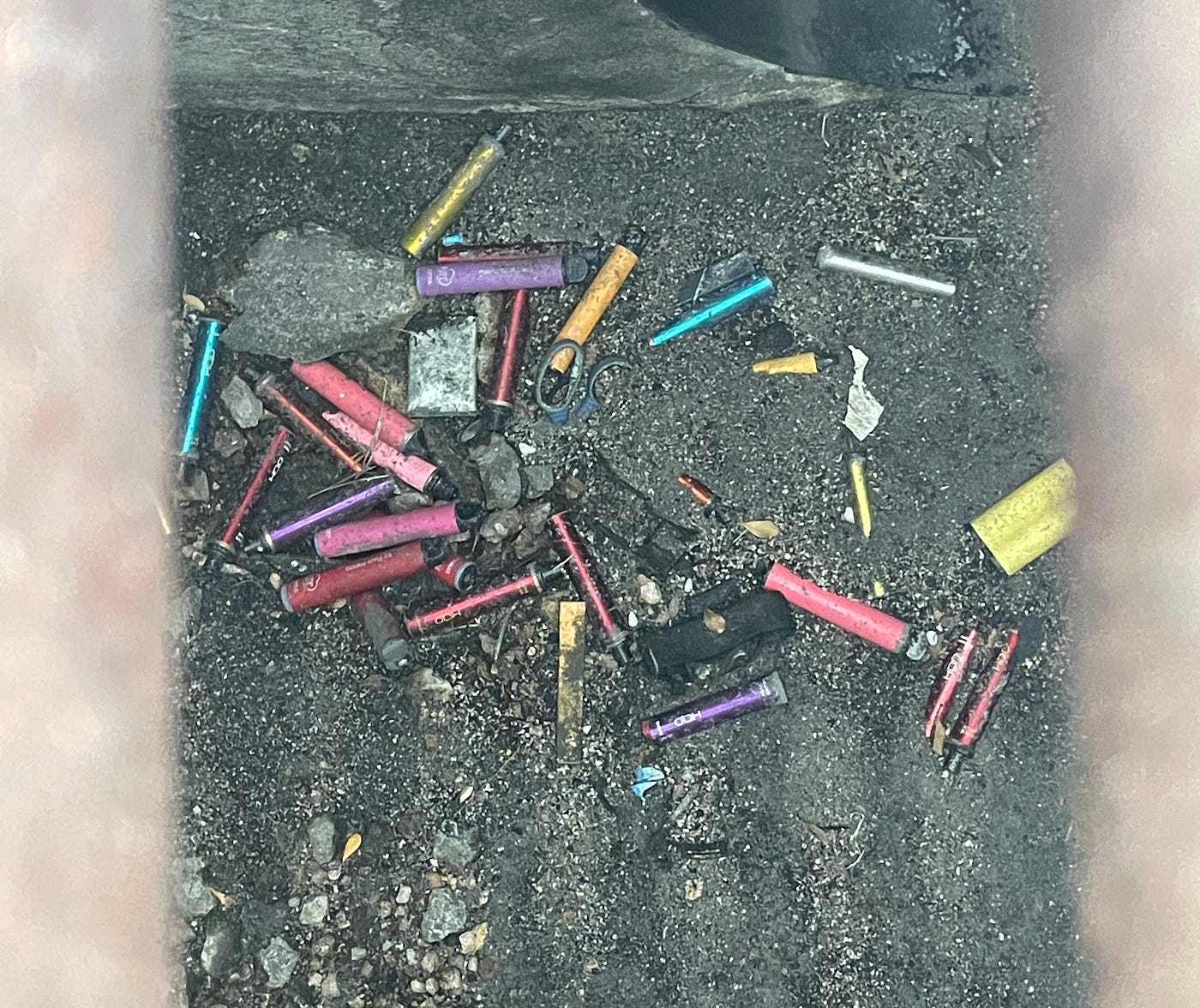 Coughing up Cartridges: Vaping 'disposables' litter the FAU landscape | by  Jadyn Preyer | THE SUNSHINE REPORT