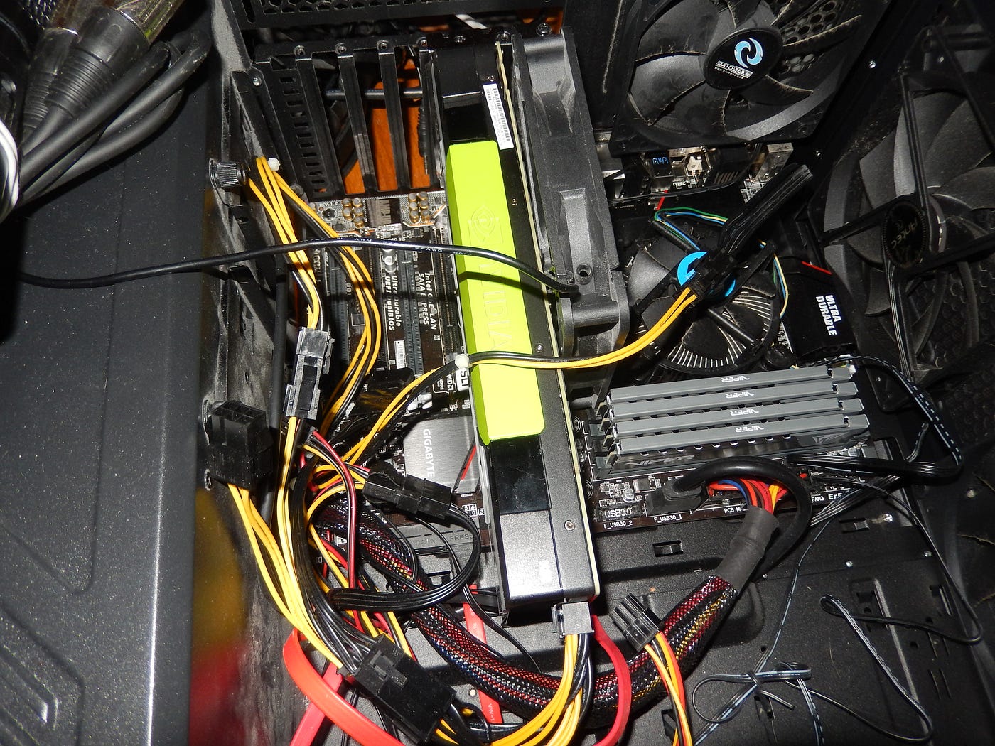 Deploying DeepSeek-R1 32B LLM Locally Using a Legacy PC and Nvidia