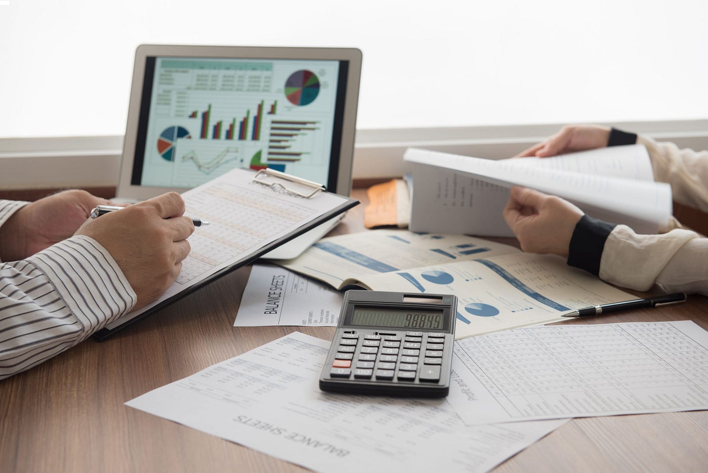 The Consultant Tax Mistakes I See Every Year (And How to Avoid Them)