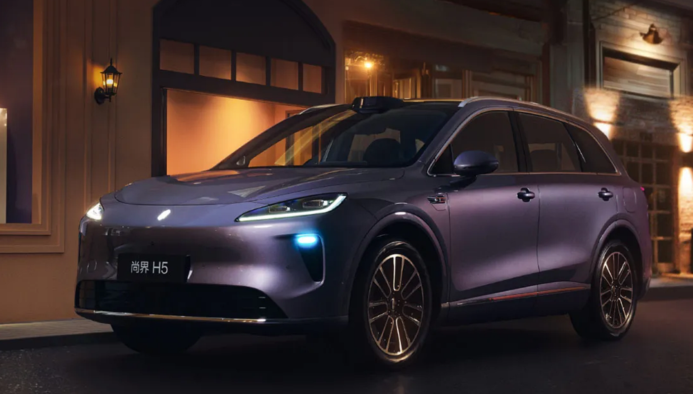 The Battle for the Family Throne: NIO ES9 vs. AITO M9 vs. Li Auto L9