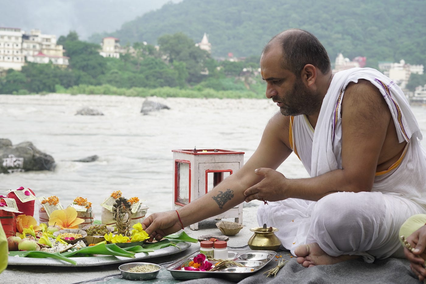 Understanding Shradh: Honoring the Departed in Hindu Tradition