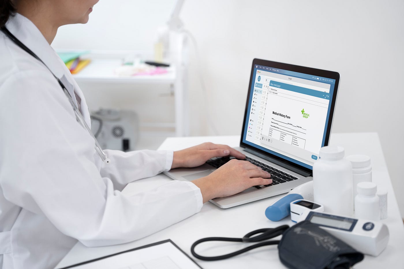 Medical Accounts Receivable Guide: From Claim to Payment