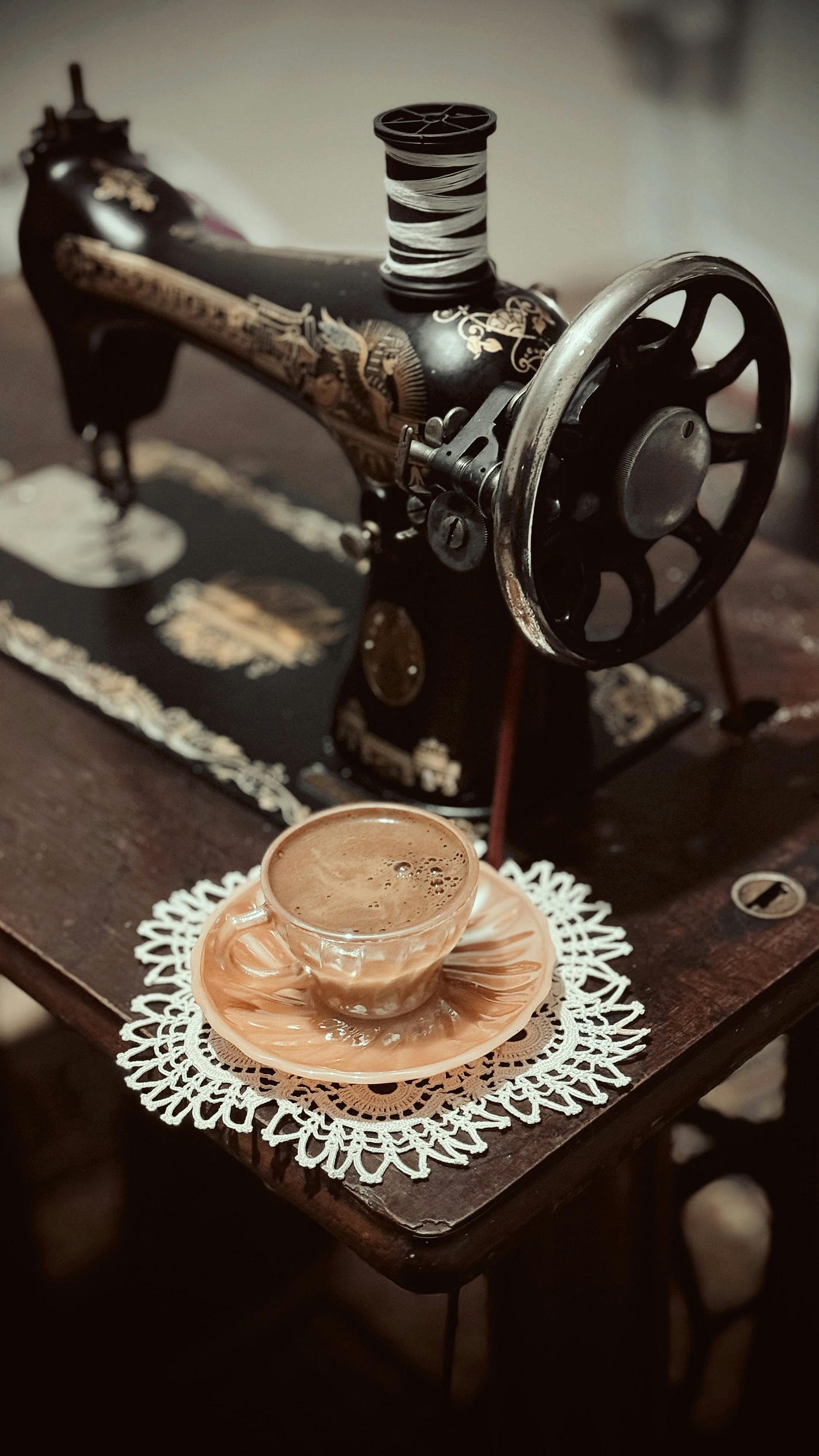 What is the Proper Way to Use a Sewing Machine?