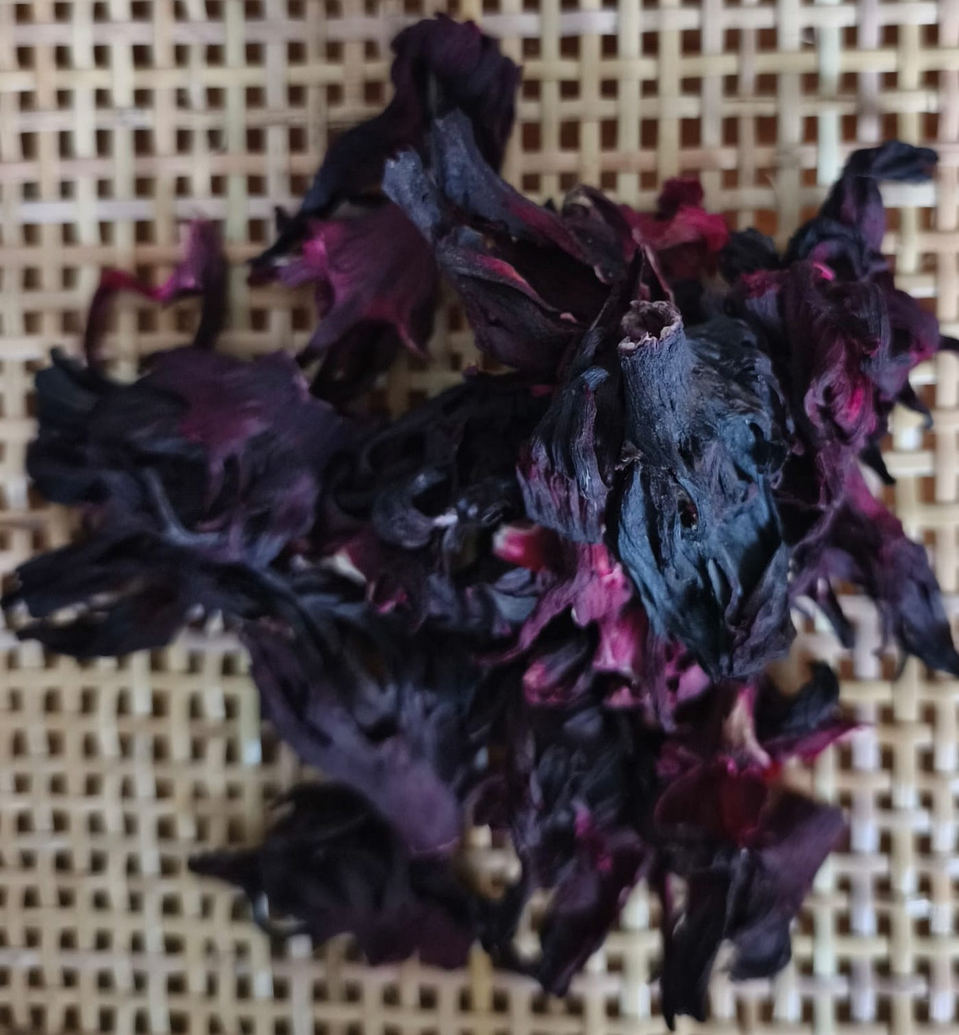 Why Traceability Is Becoming Essential in the Hibiscus Flower Industry