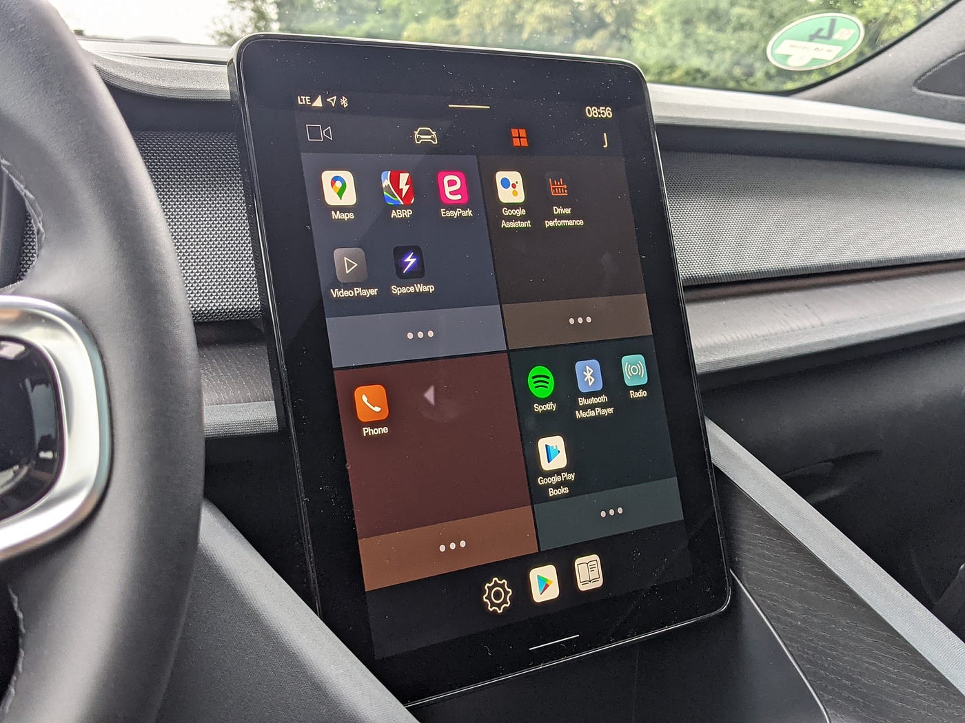 Model 3/Y - 6,86-inch Android display dashboard with front viewing