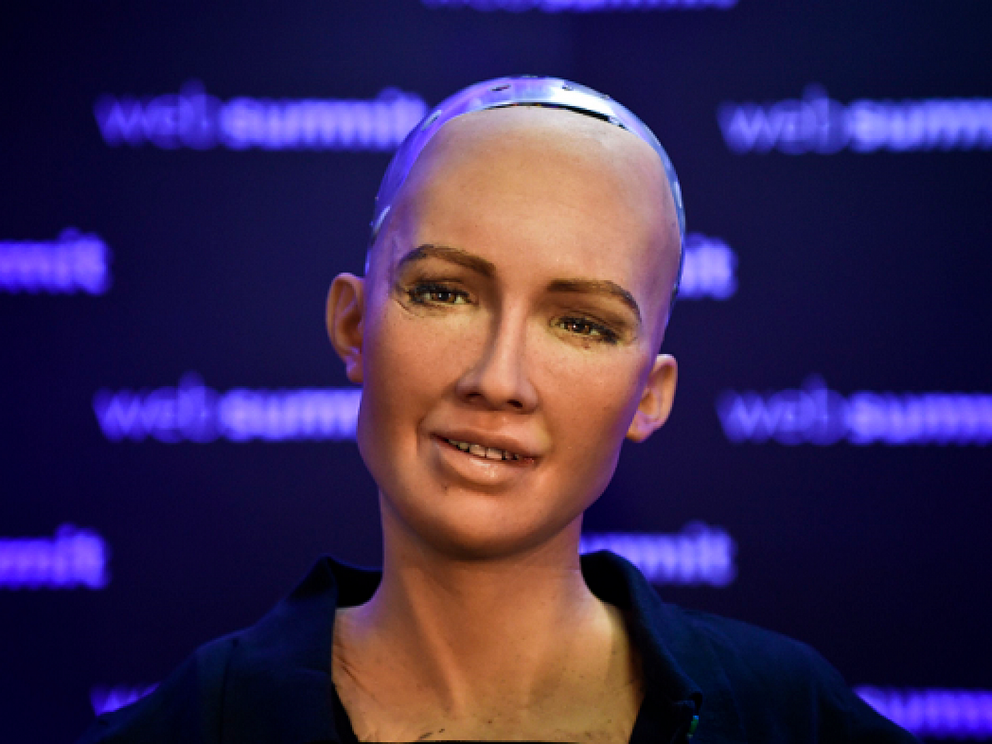 An Interview with Sophia the Robot | by Jamesstevanyt | Medium