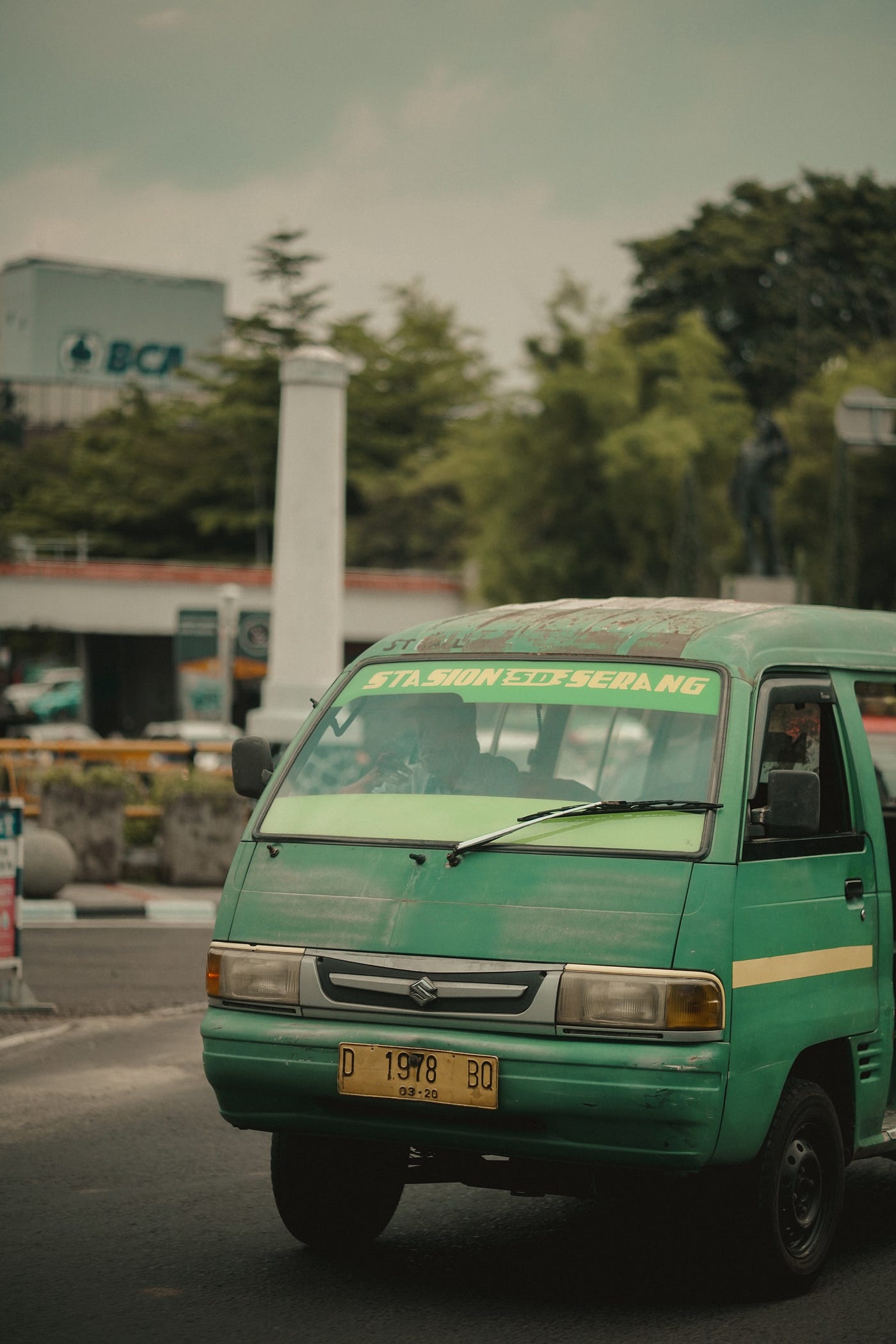 Siapa Peduli Angkot?