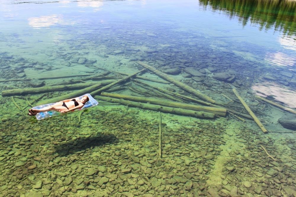 Why is Flathead Lake so clear?. Flathead Lake in Montana is